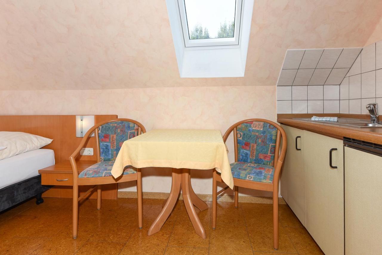 Hotel-Pension Altes Siel Bensersiel Dış mekan fotoğraf
